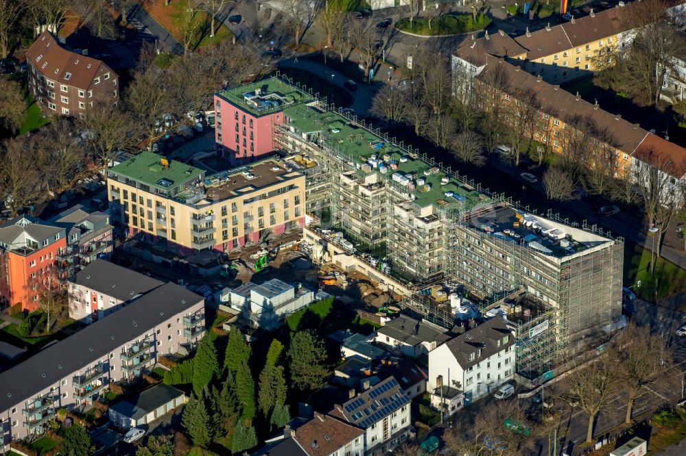 Bochum aus der Vogelperspektive: Baustelle zum Neubau einer Mehrfamilienhaus-Wohnanlage Küpperstraße in Bochum im Bundesland Nordrhein-Westfalen