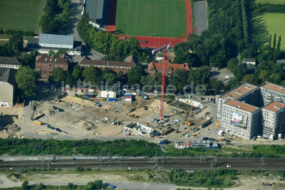 Luftbild Berlin - Baustelle zum Neubau einer Mehrfamilienhaus-Wohnanlage Kruppstraße - Lehrter Straße in Berlin