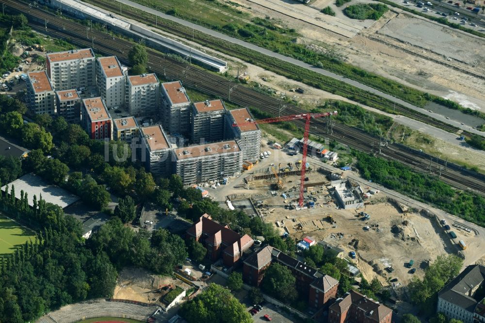 Luftaufnahme Berlin - Baustelle zum Neubau einer Mehrfamilienhaus-Wohnanlage Kruppstraße - Lehrter Straße in Berlin