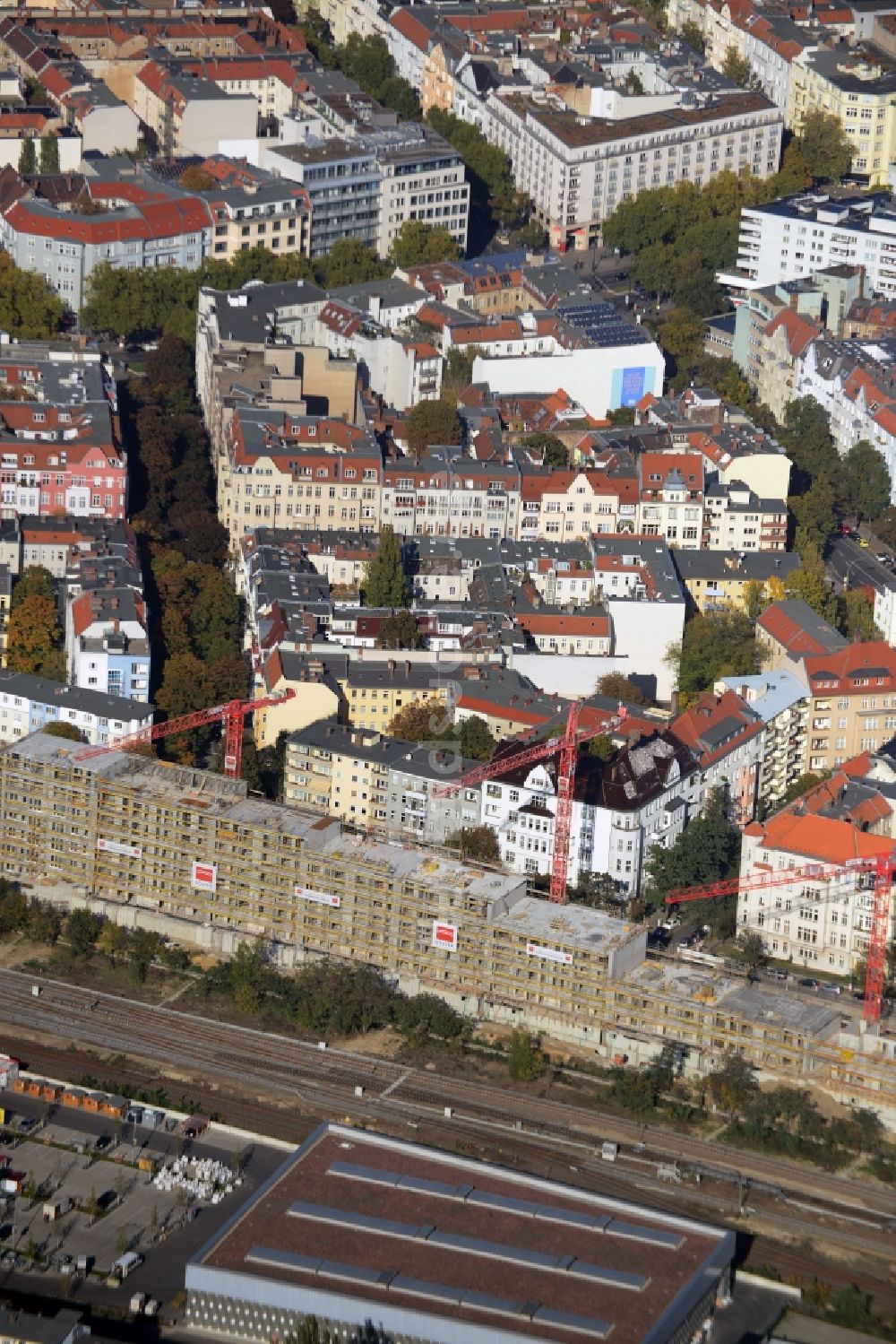 Luftbild Berlin - Baustelle zum Neubau einer Mehrfamilienhaus-Wohnanlage am Kurfürstendamm in Berlin