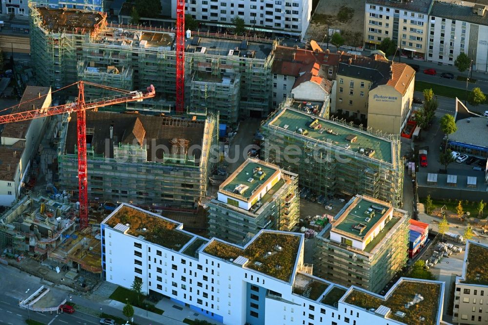 Luftaufnahme München - Baustelle zum Neubau einer Mehrfamilienhaus-Wohnanlage Kuvertfabrik im Ortsteil Pasing-Obermenzing in München im Bundesland Bayern, Deutschland