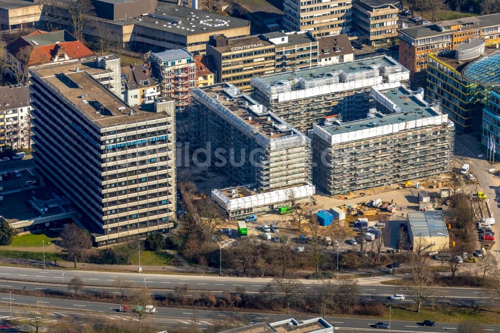 Düsseldorf aus der Vogelperspektive: Baustelle zum Neubau einer Mehrfamilienhaus-Wohnanlage „LaVie“ in Düsseldorf im Bundesland Nordrhein-Westfalen, Deutschland