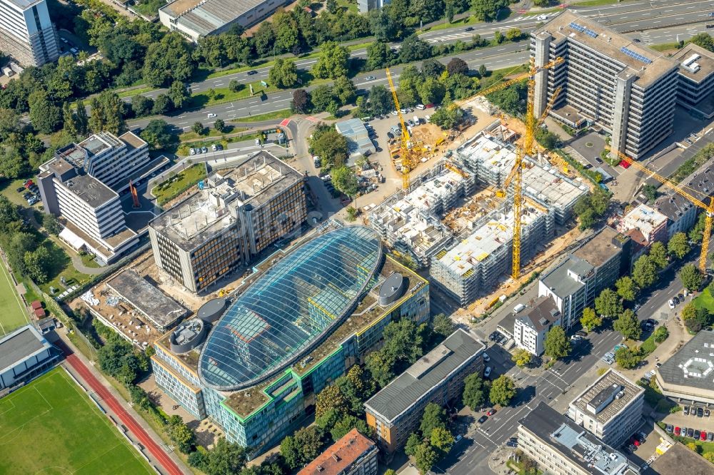 Luftbild Düsseldorf - Baustelle zum Neubau einer Mehrfamilienhaus-Wohnanlage „LaVie“ an der Schwannstraße in Düsseldorf im Bundesland Nordrhein-Westfalen, Deutschland