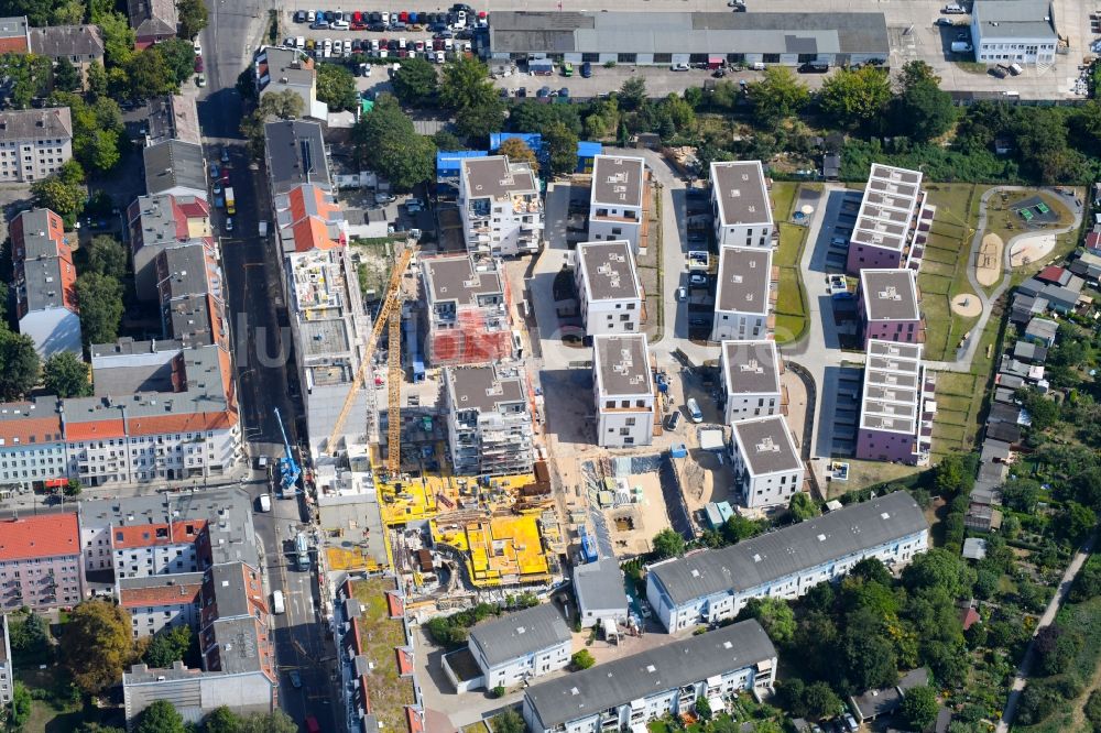 Luftbild Berlin - Baustelle zum Neubau einer Mehrfamilienhaus-Wohnanlage Das Lichtenhain im Ortsteil Lichtenberg in Berlin, Deutschland