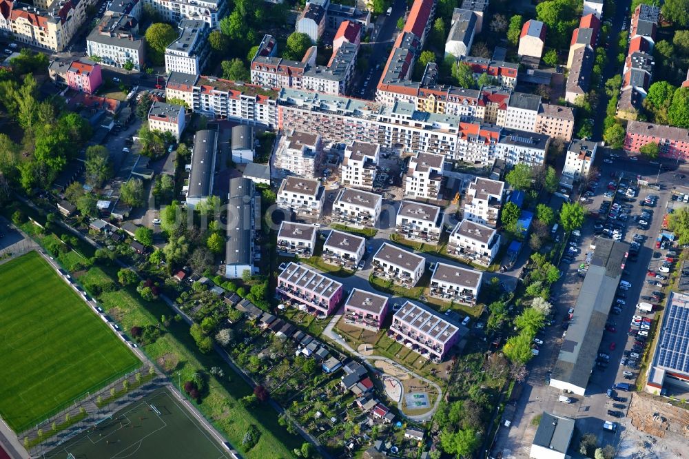 Berlin aus der Vogelperspektive: Baustelle zum Neubau einer Mehrfamilienhaus-Wohnanlage Das Lichtenhain im Ortsteil Lichtenberg in Berlin, Deutschland