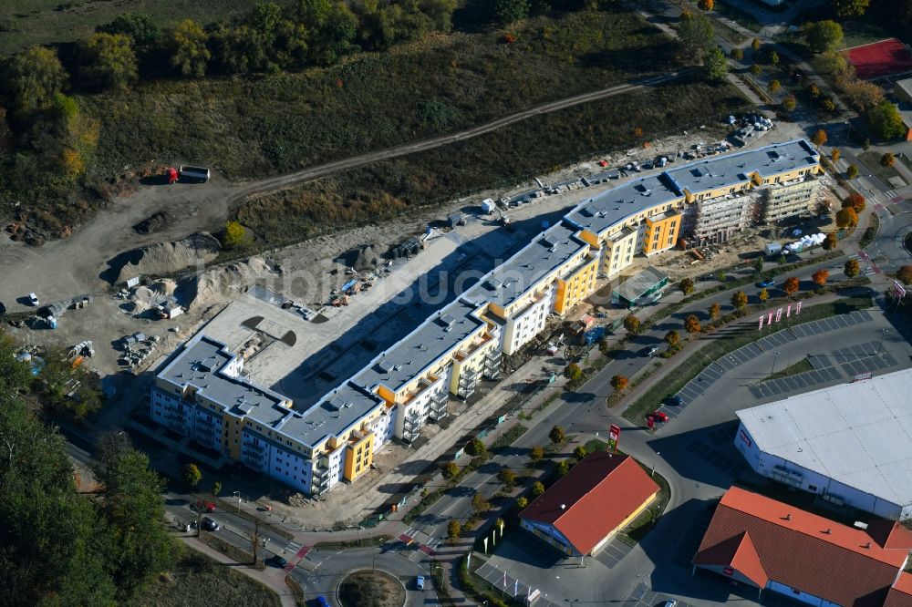 Luftbild Teltow - Baustelle zum Neubau einer Mehrfamilienhaus-Wohnanlage Lichterfelder Allee Ecke Schönower Straße in Teltow im Bundesland Brandenburg, Deutschland