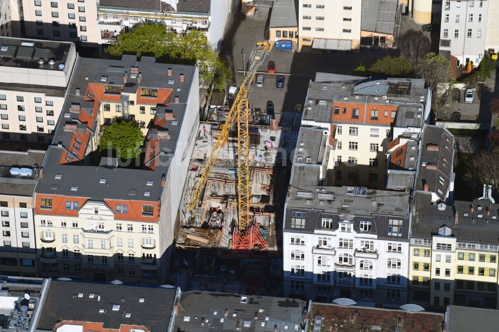 Luftbild Berlin - Baustelle zum Neubau einer Mehrfamilienhaus-Wohnanlage MARBURGER4 in Berlin, Deutschland