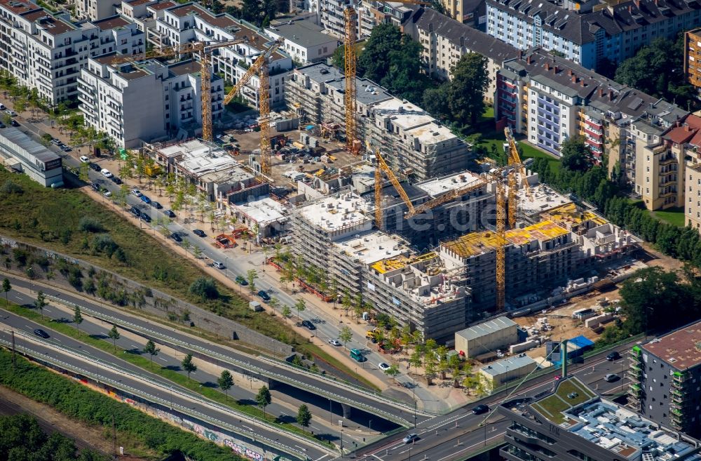 Luftbild Düsseldorf - Baustelle zum Neubau einer Mehrfamilienhaus-Wohnanlage an der Marc-Chagall-Straße in Düsseldorf im Bundesland Nordrhein-Westfalen