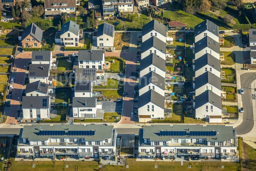 Luftbild Essen - Baustelle zum Neubau einer Mehrfamilienhaus-Wohnanlage Mariannenbahn - Gartbecke in Essen im Bundesland Nordrhein-Westfalen, Deutschland