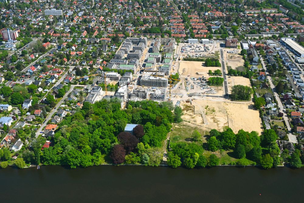 Luftbild Berlin - Baustelle zum Neubau einer Mehrfamilienhaus-Wohnanlage Marienufer in Berlin, Deutschland