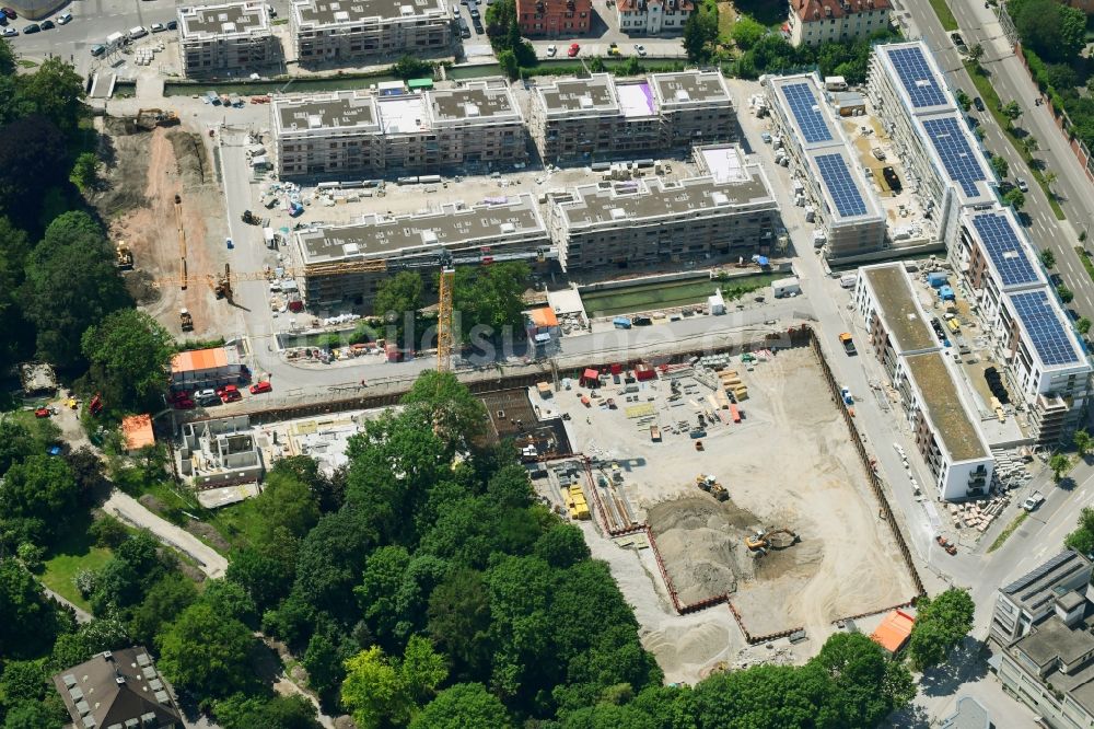 Augsburg aus der Vogelperspektive: Baustelle zum Neubau einer Mehrfamilienhaus-Wohnanlage der Martini GmbH & Co. KG in Augsburg im Bundesland Bayern, Deutschland