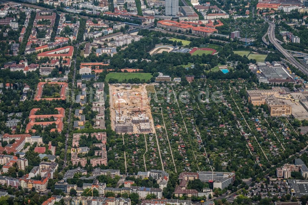 Luftbild Berlin - Baustelle zum Neubau einer Mehrfamilienhaus-Wohnanlage Maximilians Quartier an der Forckenbeckstraße im Ortsteil Wilmersdorf - Schmargendorf in Berlin, Deutschland