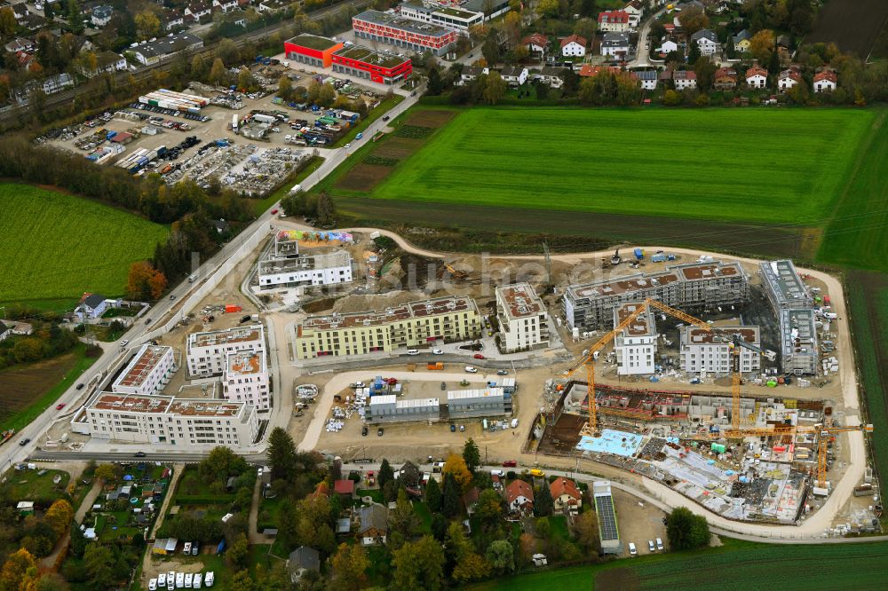 München aus der Vogelperspektive: Baustelle zum Neubau einer Mehrfamilienhaus-Wohnanlage meinraum in München im Bundesland Bayern, Deutschland