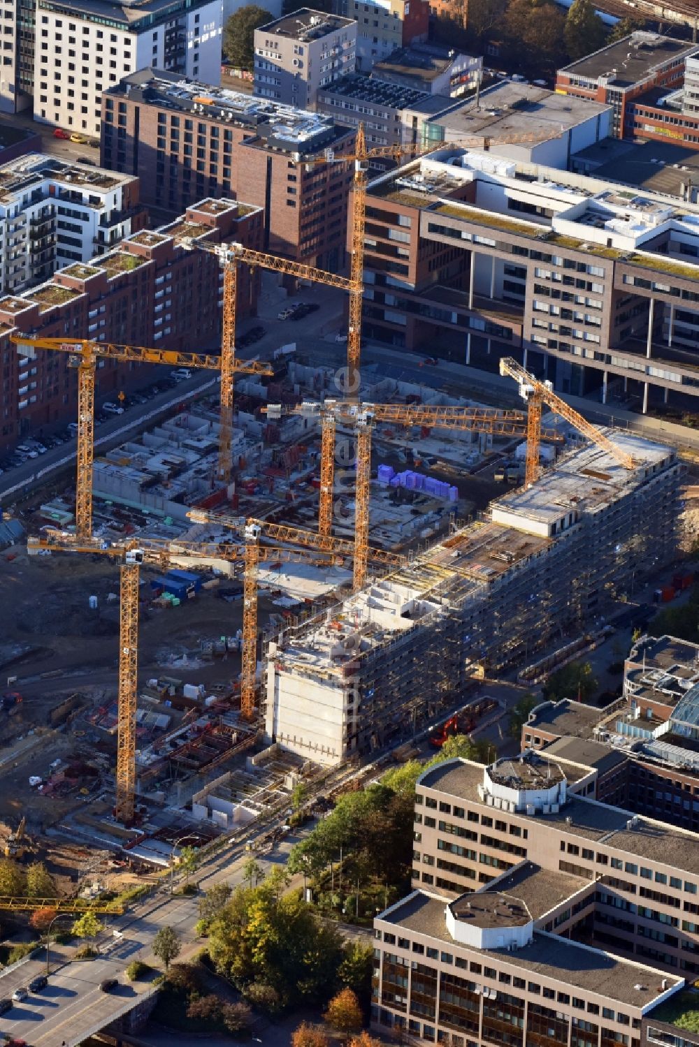 Hamburg aus der Vogelperspektive: Baustelle zum Neubau einer Mehrfamilienhaus-Wohnanlage Nagelsweg - Sonninstraße in Hamburg, Deutschland