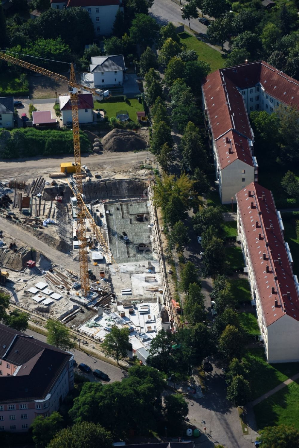 Berlin von oben - Baustelle zum Neubau einer Mehrfamilienhaus-Wohnanlage Odinstraße - Rienzistraße im Ortsteil Lichtenberg in Berlin, Deutschland