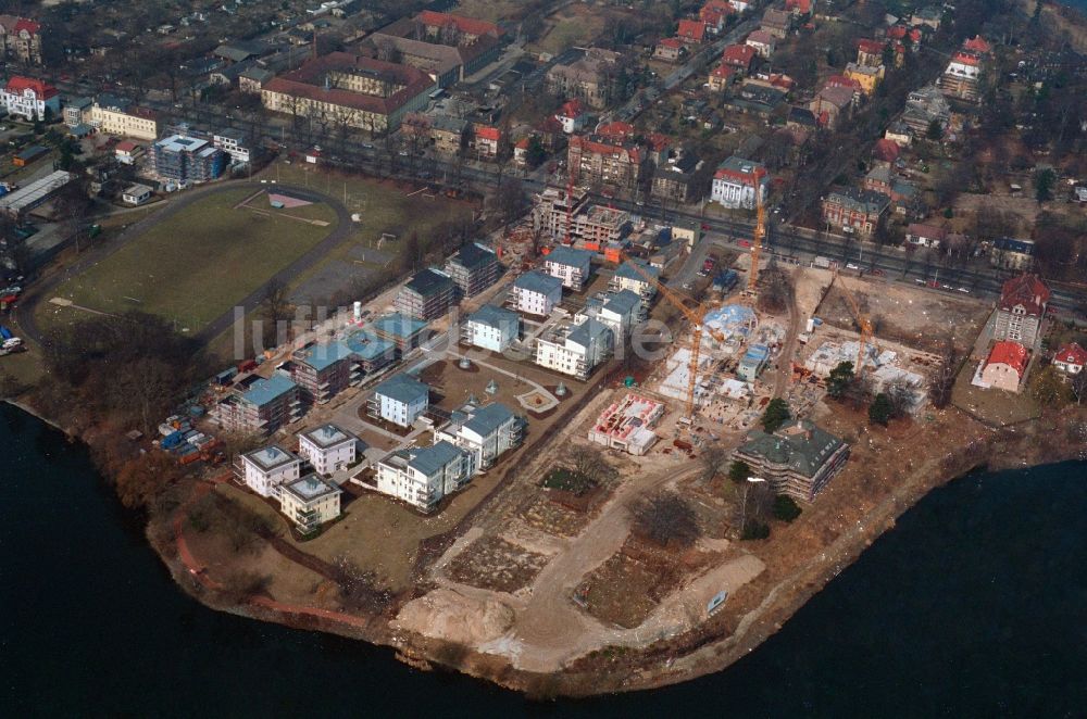 Potsdam aus der Vogelperspektive: Baustelle zum Neubau einer Mehrfamilienhaus-Wohnanlage im Ortsteil Nördliche Vorstadt in Potsdam im Bundesland Brandenburg