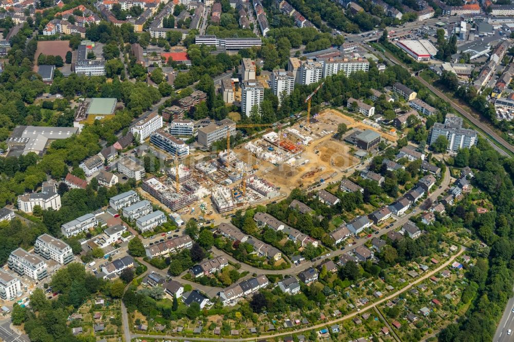 Essen aus der Vogelperspektive: Baustelle zum Neubau einer Mehrfamilienhaus-Wohnanlage Parc Dunant im Ortsteil Rüttenscheid in Essen im Bundesland Nordrhein-Westfalen, Deutschland