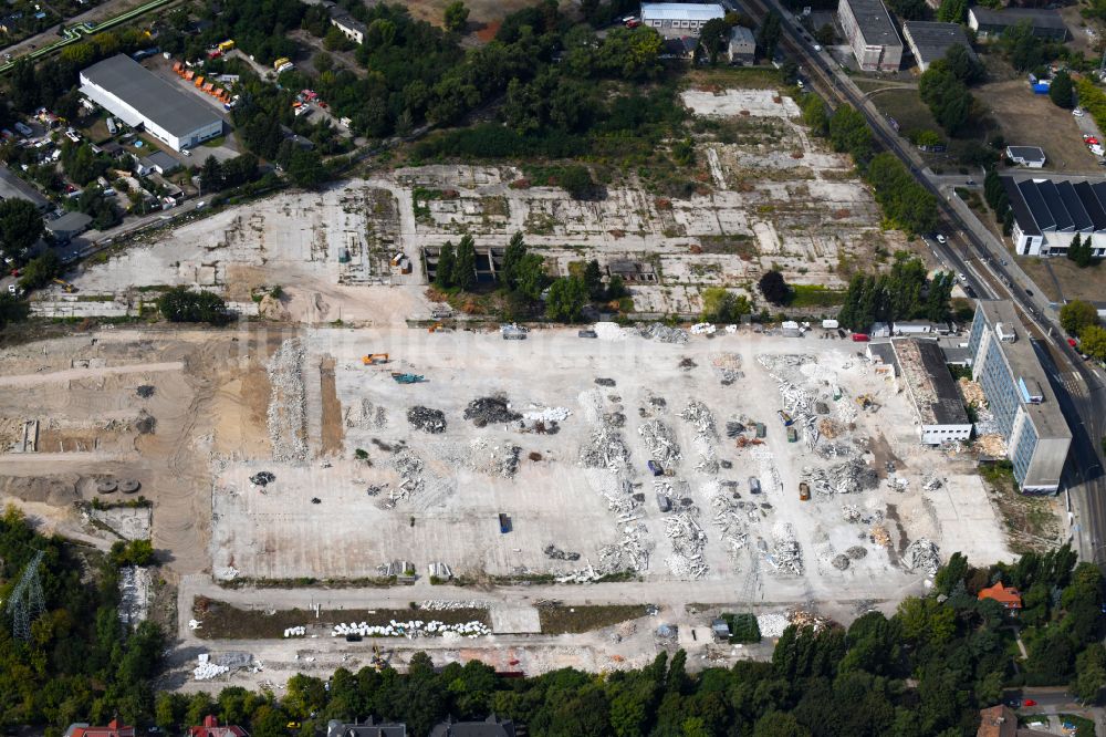 Luftbild Berlin - Baustelle zum Neubau einer Mehrfamilienhaus-Wohnanlage Parkstadt Karlshorst in Berlin, Deutschland