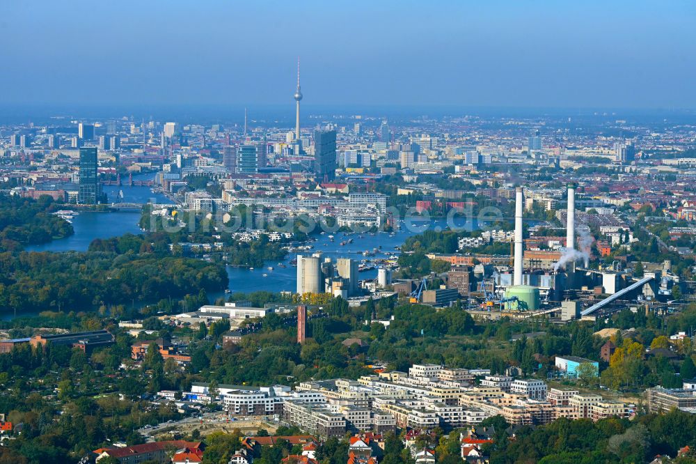 Berlin von oben - Baustelle zum Neubau einer Mehrfamilienhaus-Wohnanlage Parkstadt Karlshorst in Berlin, Deutschland