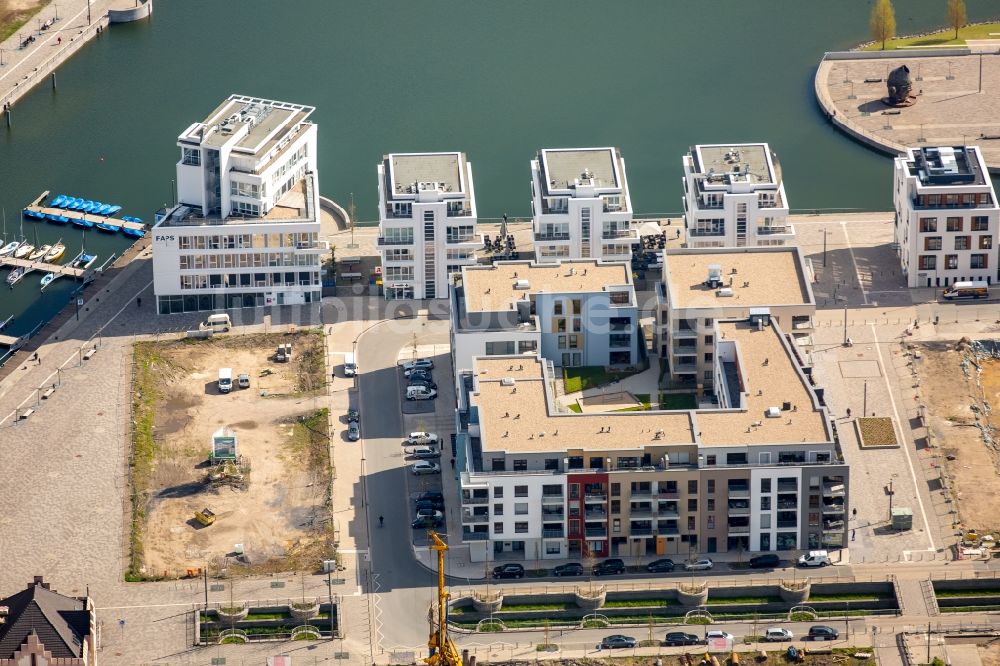 Luftaufnahme Dortmund - Baustelle zum Neubau einer Mehrfamilienhaus-Wohnanlage am Phönixsee in Dortmund im Bundesland Nordrhein-Westfalen