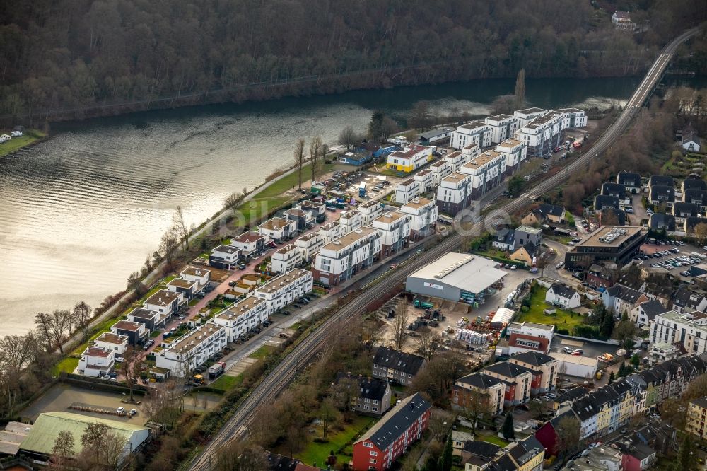 Essen von oben - Baustelle zum Neubau einer Mehrfamilienhaus- Wohnanlage Promenadenweg am Ufer der Ruhr im Ortsteil Kettwig in Essen im Bundesland Nordrhein-Westfalen