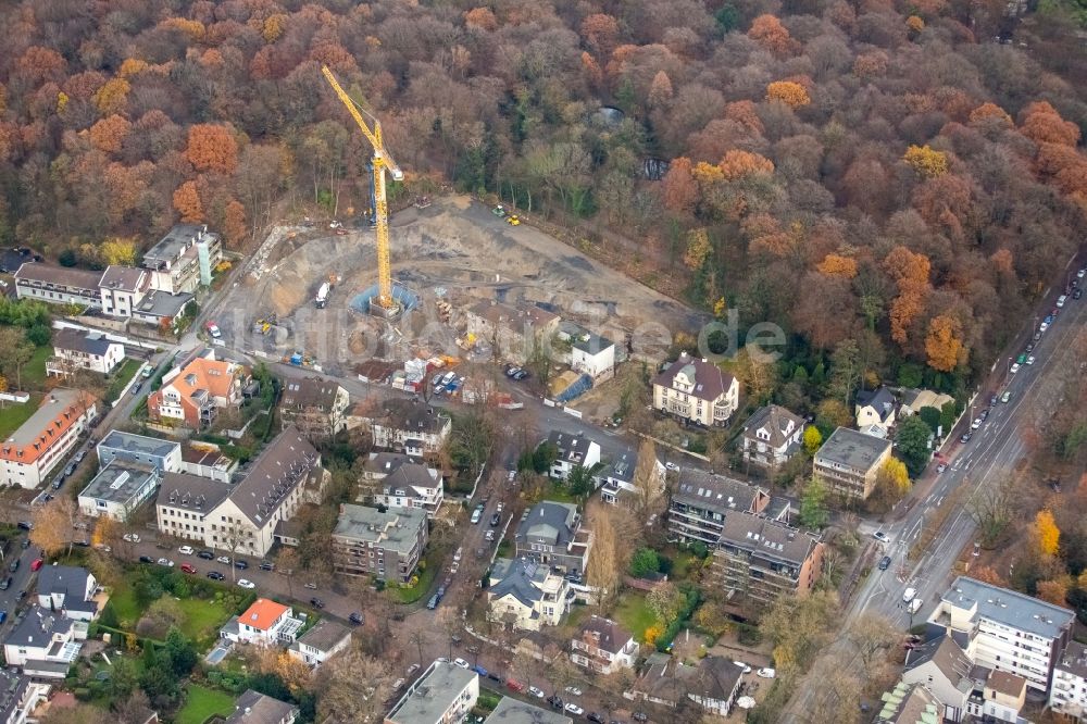 Duisburg aus der Vogelperspektive: Baustelle zum Neubau einer Mehrfamilienhaus-Wohnanlage Quartier Wilhelmshöhe der Blankbau-Gruppe in Duisburg im Bundesland Nordrhein-Westfalen