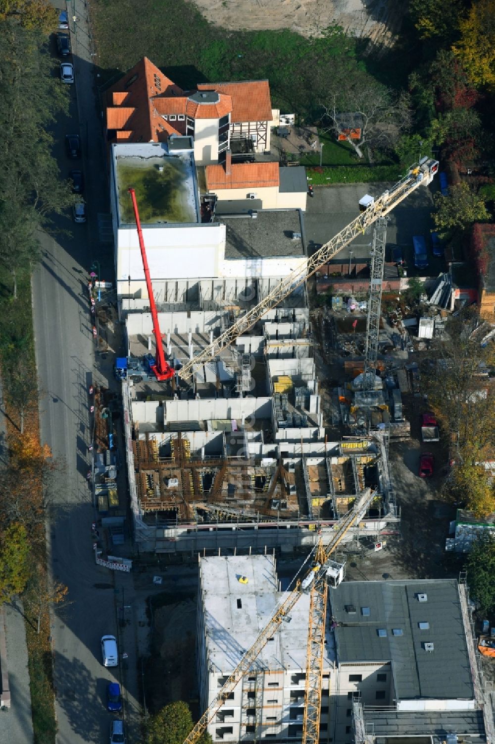 Magdeburg von oben - Baustelle zum Neubau einer Mehrfamilienhaus-Wohnanlage Quartier326 der Wohnen an der Elbe Projektentwicklungs-GmbH & CO. KG in der Turmschanzenstraße im Ortsteil Brückfeld in Magdeburg im Bundesland Sachsen-Anhalt, Deutschland