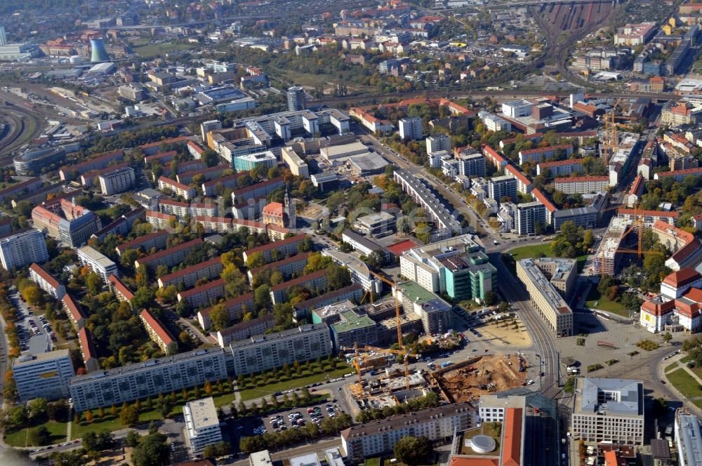 Dresden aus der Vogelperspektive: Baustelle zum Neubau einer Mehrfamilienhaus-Wohnanlage Residenz am Postplatz der CG Gruppe AG an der Annenstraße im Ortsteil Altstadt in Dresden im Bundesland Sachsen, Deutschland