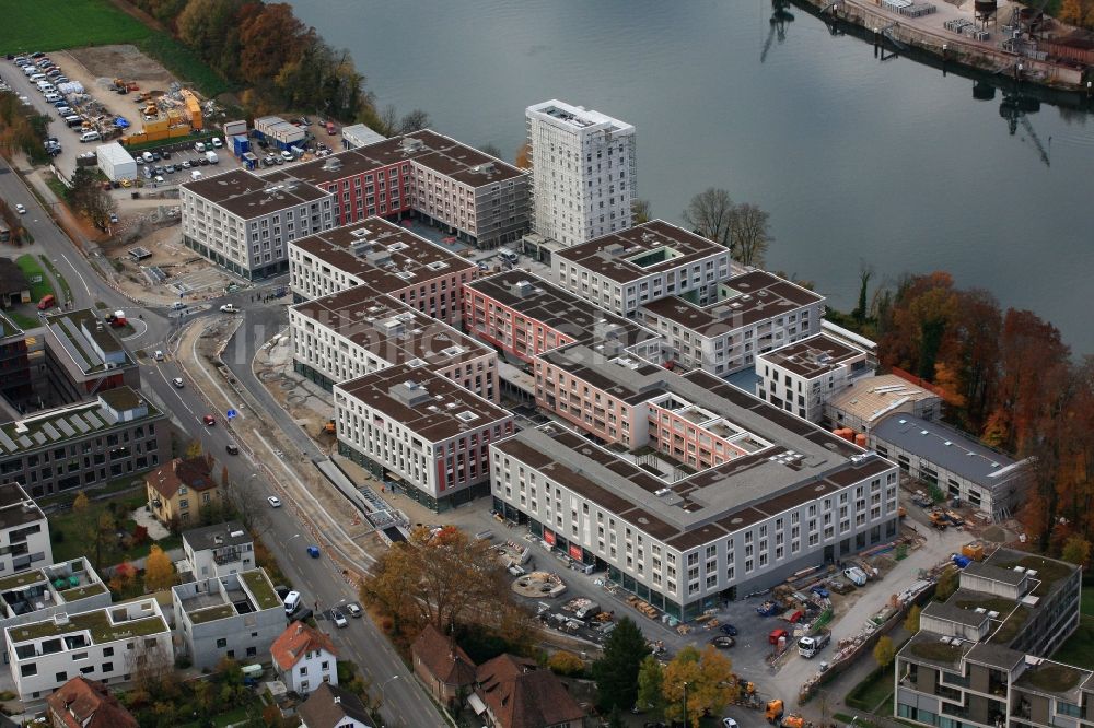 Luftaufnahme Rheinfelden - Baustelle zum Neubau einer Mehrfamilienhaus-Wohnanlage Salmenpark in Rheinfelden in der Schweiz