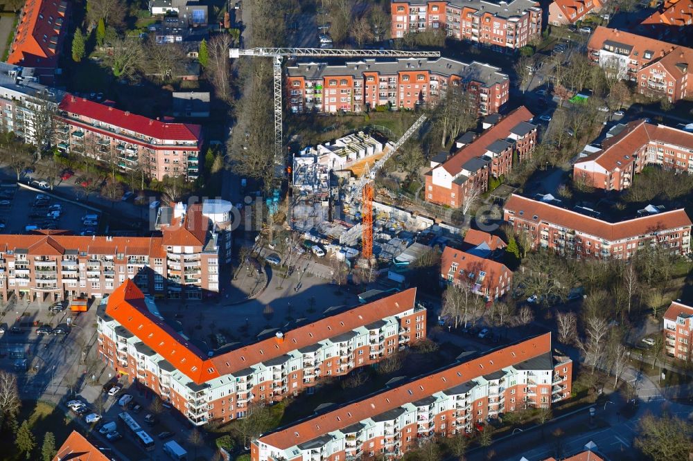 Hamburg aus der Vogelperspektive: Baustelle zum Neubau einer Mehrfamilienhaus-Wohnanlage Schnelsener Hofgarten der Bonava Deutschland GmbH im Ortsteil Schnelsen in Hamburg, Deutschland