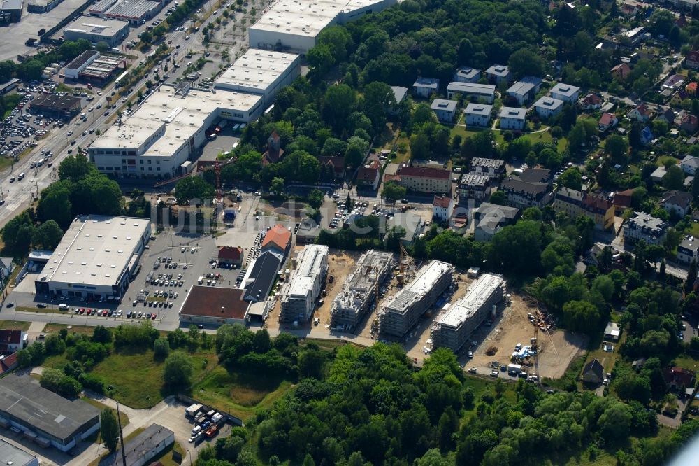 Luftbild Berlin - Baustelle zum Neubau einer Mehrfamilienhaus-Wohnanlage An der Schule im Stadtteil Mahlsdorf in Berlin