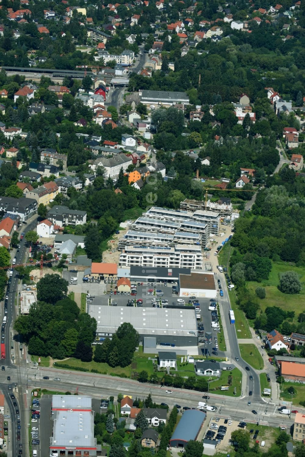 Luftbild Berlin - Baustelle zum Neubau einer Mehrfamilienhaus-Wohnanlage An der Schule im Stadtteil Mahlsdorf in Berlin