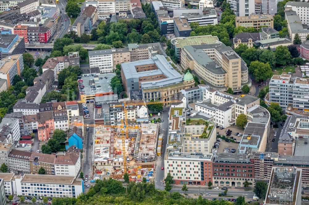 Essen von oben - Baustelle zum Neubau einer Mehrfamilienhaus-Wohnanlage Selmastraße - Henriettenstraße - Hachestraße in Essen im Bundesland Nordrhein-Westfalen