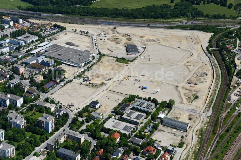 Luftaufnahme München - Baustelle zum Neubau einer Mehrfamilienhaus-Wohnanlage Stadtquartier Paul-Gerhardt-Allee im Ortsteil Pasing-Obermenzing in München im Bundesland Bayern, Deutschland