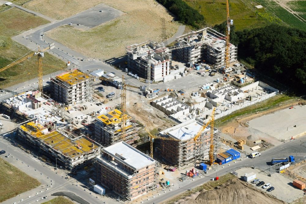 Luftaufnahme Wolfsburg - Baustelle zum Neubau einer Mehrfamilienhaus-Wohnanlage Steimker Gärten in Wolfsburg im Bundesland Niedersachsen, Deutschland