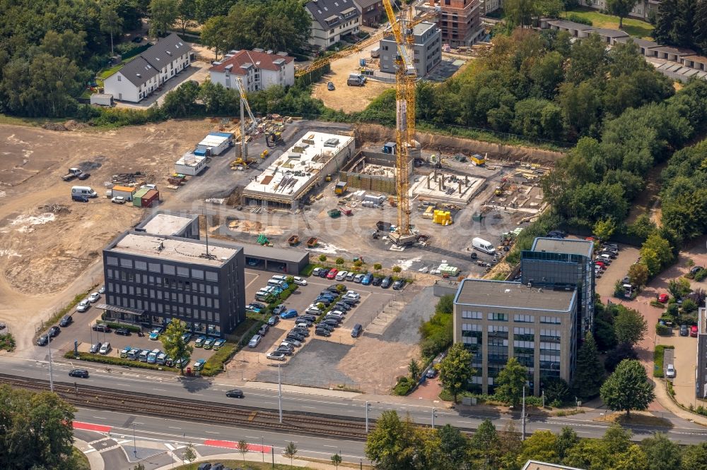 Bochum von oben - Baustelle zum Neubau einer Mehrfamilienhaus-Wohnanlage 7 Stones im Ortsteil Wiemelhausen in Bochum im Bundesland Nordrhein-Westfalen, Deutschland