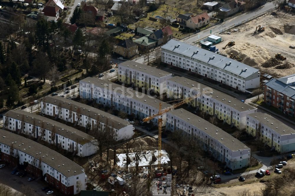 Luftaufnahme Teltow - Baustelle zum Neubau einer Mehrfamilienhaus-Wohnanlage Striewitzweg der Bonava Deutschland GmbH in Teltow im Bundesland Brandenburg