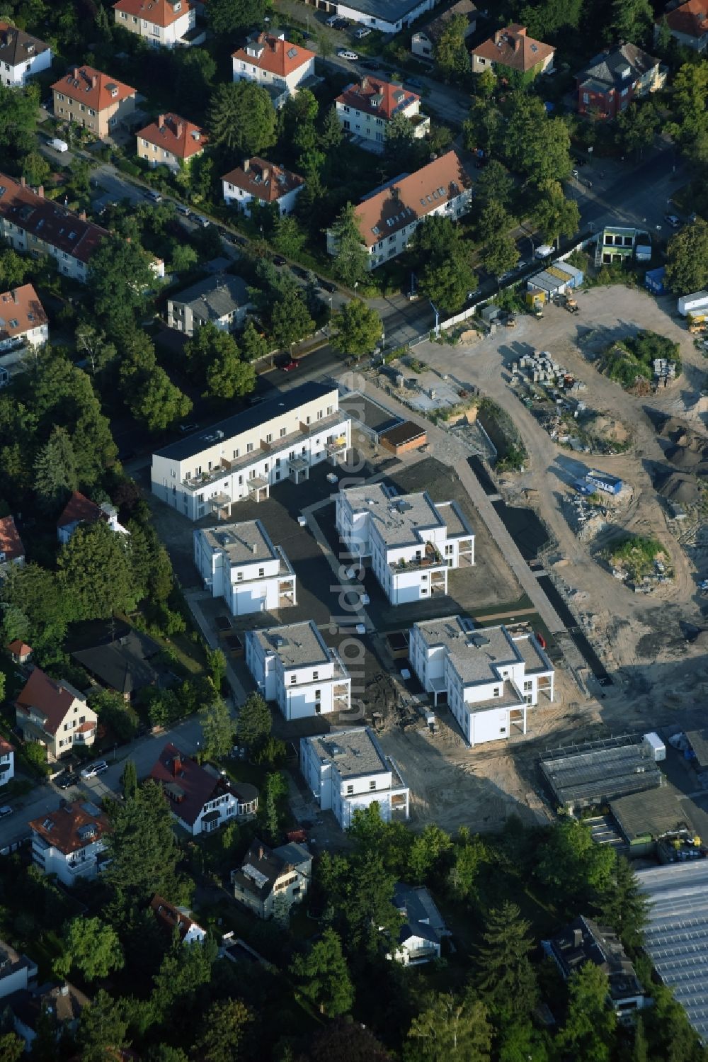 Luftbild Berlin - Baustelle zum Neubau einer Mehrfamilienhaus-Wohnanlage in der Sundgauer Straße in Berlin