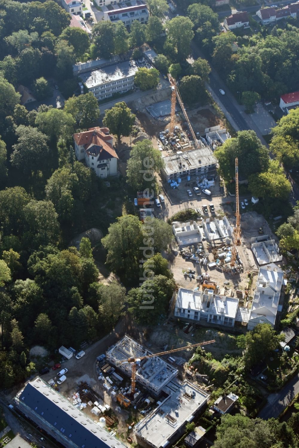 Luftbild Potsdam - Baustelle zum Neubau einer Mehrfamilienhaus-Wohnanlage in der Templiner Vorstadt in Potsdam im Bundesland Brandenburg