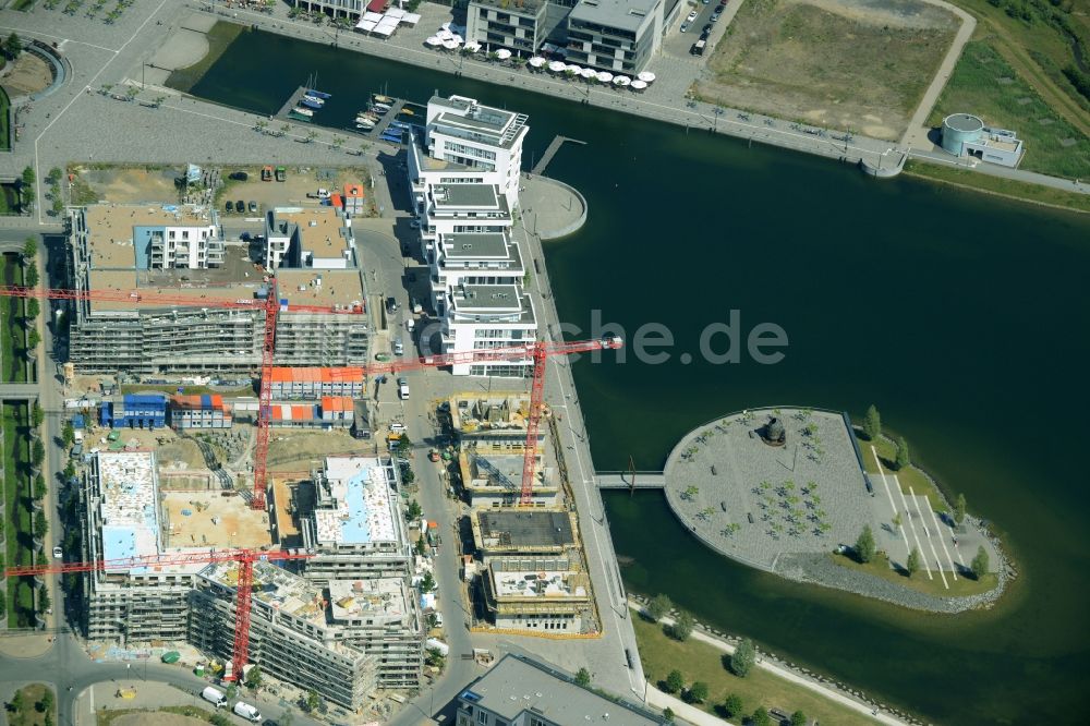 Luftbild Dortmund - Baustelle zum Neubau einer Mehrfamilienhaus- Wohnanlage am Ufer des Phoenix Sees in Dortmund im Bundesland Nordrhein-Westfalen