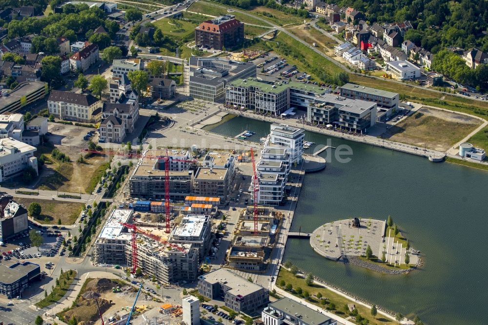 Dortmund aus der Vogelperspektive: Baustelle zum Neubau einer Mehrfamilienhaus- Wohnanlage am Ufer des Phoenix Sees in Dortmund im Bundesland Nordrhein-Westfalen