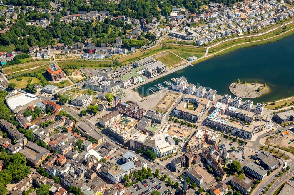 Dortmund aus der Vogelperspektive: Baustelle zum Neubau einer Mehrfamilienhaus-Wohnanlage am Ufer des Phoenixsees im Ortsteil Hörde in Dortmund im Bundesland Nordrhein-Westfalen, Deutschland