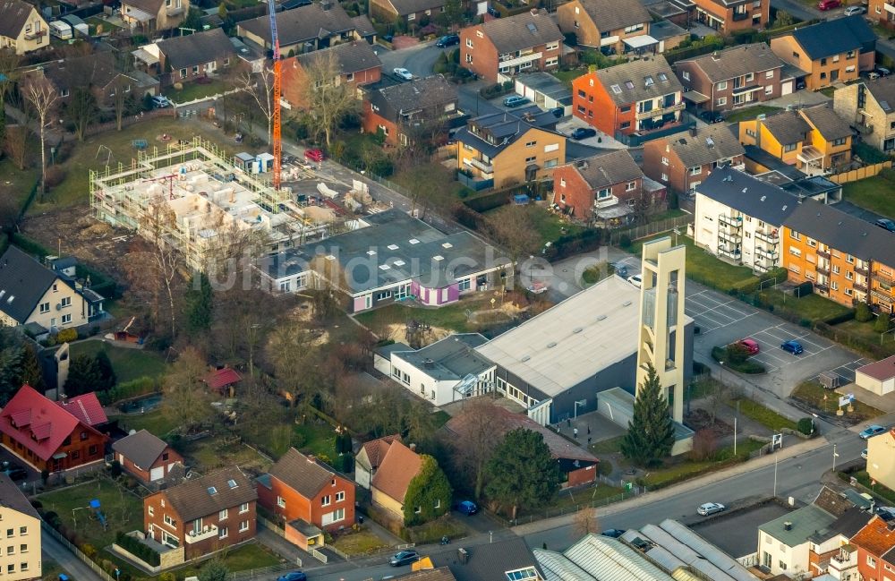 Hamm aus der Vogelperspektive: Baustelle zum Neubau einer Mehrfamilienhaus-Wohnanlage an der Uphofstraße in Hamm im Bundesland Nordrhein-Westfalen, Deutschland