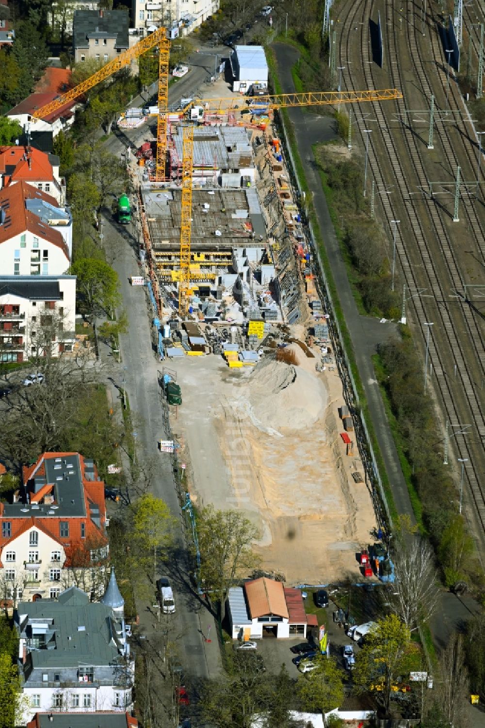 Luftaufnahme Berlin - Baustelle zum Neubau einer Mehrfamilienhaus-Wohnanlage Wandlitzstraße Kaisergärten im Ortsteil Karlshorst in Berlin, Deutschland