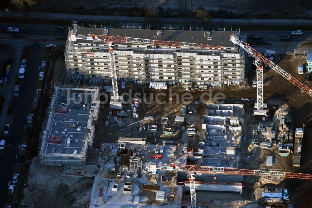 Berlin von oben - Baustelle zum Neubau einer Mehrfamilienhaus-Wohnanlage Weißenhöher Straße - Arno-Phillipstal-Straße der Bonava Deutschland GmbH im Stadtteil Kaulsdorf in Berlin