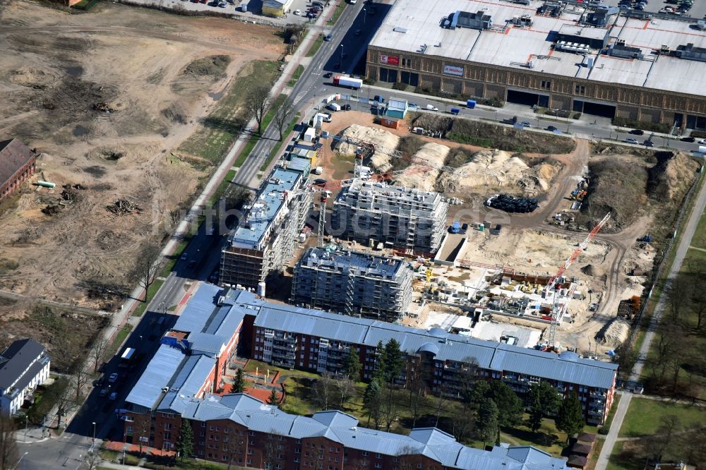 Berlin von oben - Baustelle zum Neubau einer Mehrfamilienhaus-Wohnanlage Weißenhöher Straße - Arno-Phillipstal-Straße der Bonava Deutschland GmbH im Stadtteil Kaulsdorf in Berlin