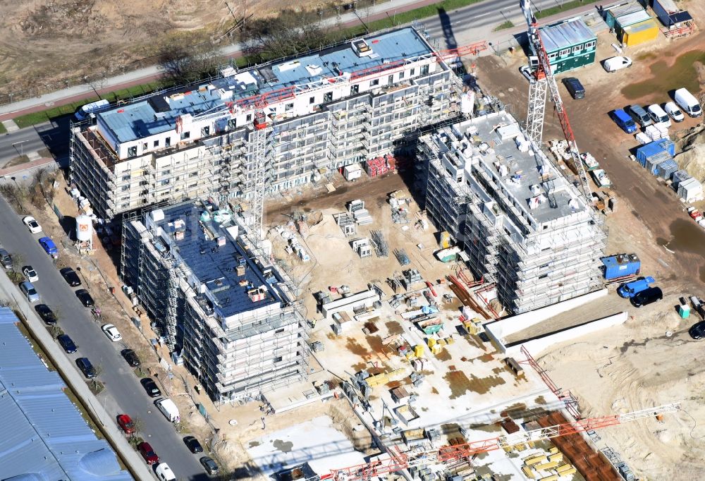 Luftbild Berlin - Baustelle zum Neubau einer Mehrfamilienhaus-Wohnanlage Weißenhöher Straße - Arno-Phillipstal-Straße der Bonava Deutschland GmbH im Stadtteil Kaulsdorf in Berlin