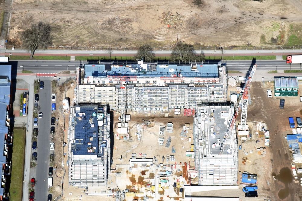 Berlin von oben - Baustelle zum Neubau einer Mehrfamilienhaus-Wohnanlage Weißenhöher Straße - Arno-Phillipstal-Straße der Bonava Deutschland GmbH im Stadtteil Kaulsdorf in Berlin