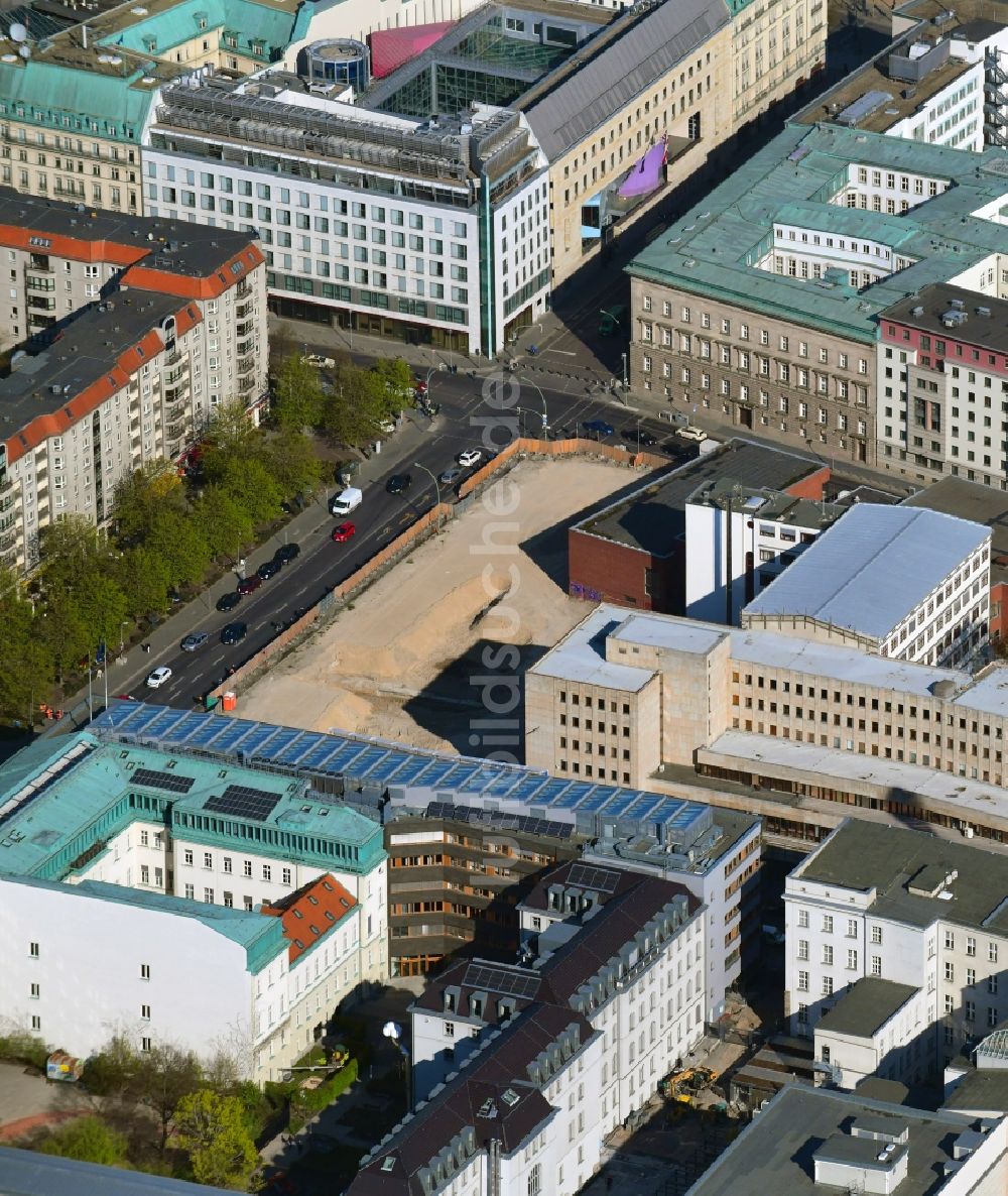 Berlin von oben - Baustelle zum Neubau einer Mehrfamilienhaus-Wohnanlage THE WILHELM Berlin im Ortsteil Mitte in Berlin, Deutschland