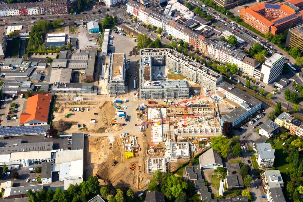 Düsseldorf aus der Vogelperspektive: Baustelle zum Neubau der Mehrfamilienhaus-Wohnanlage WILMA-Wohngebiet Freiraum im Ortsteil Bilk in Düsseldorf im Bundesland Nordrhein-Westfalen, Deutschland